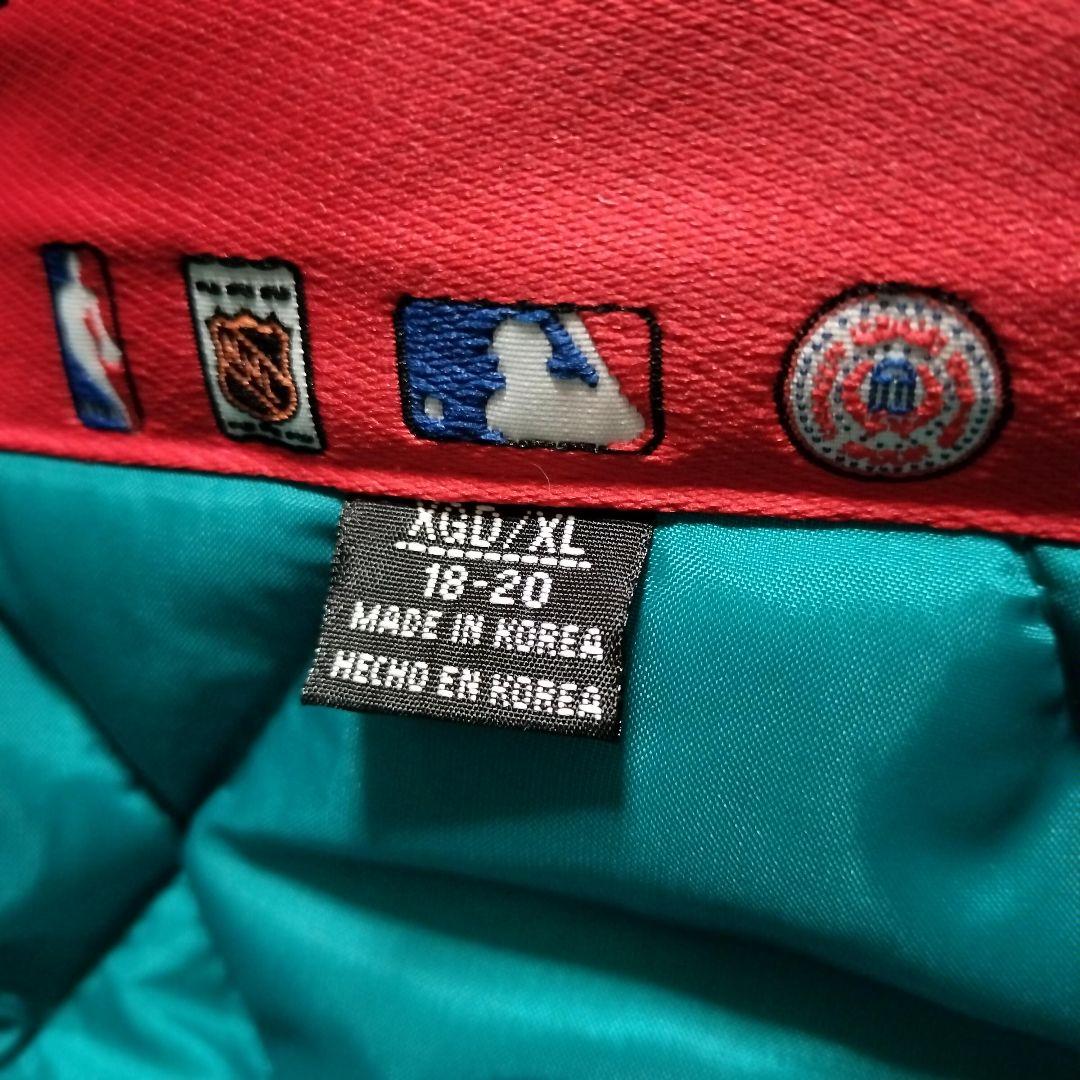 FANS NHLマイティーダックス中綿ナイロンジャケットパーカー　ヴィンテージ