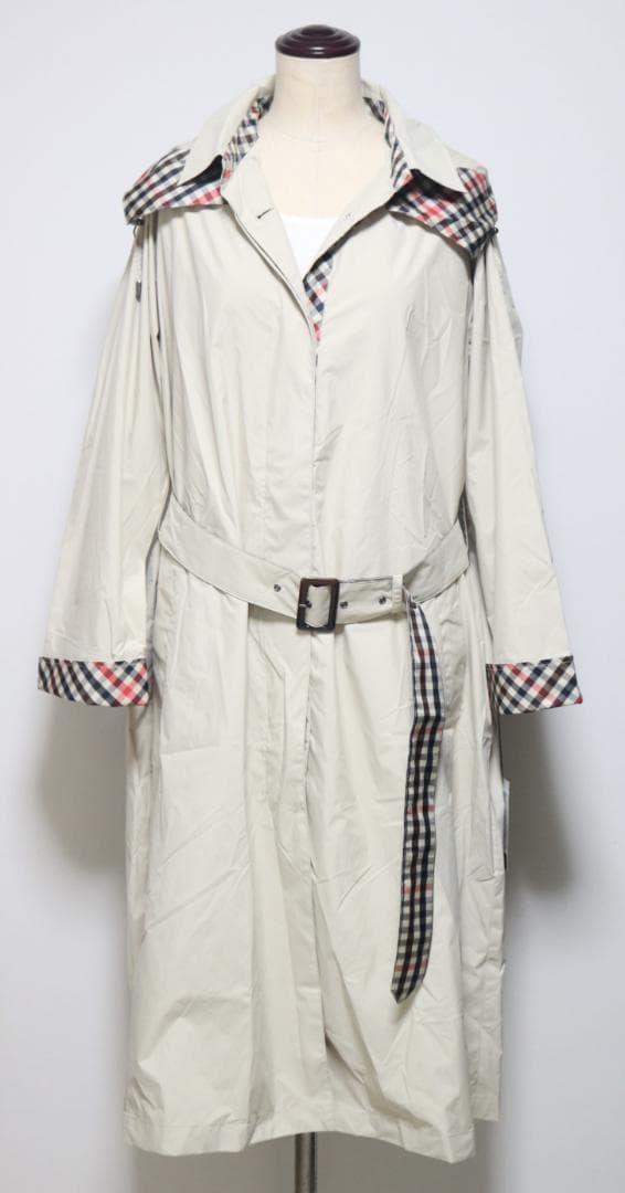 新品【アクアスキュータム】NEWデザイン レインコート フード脱着可 M-L