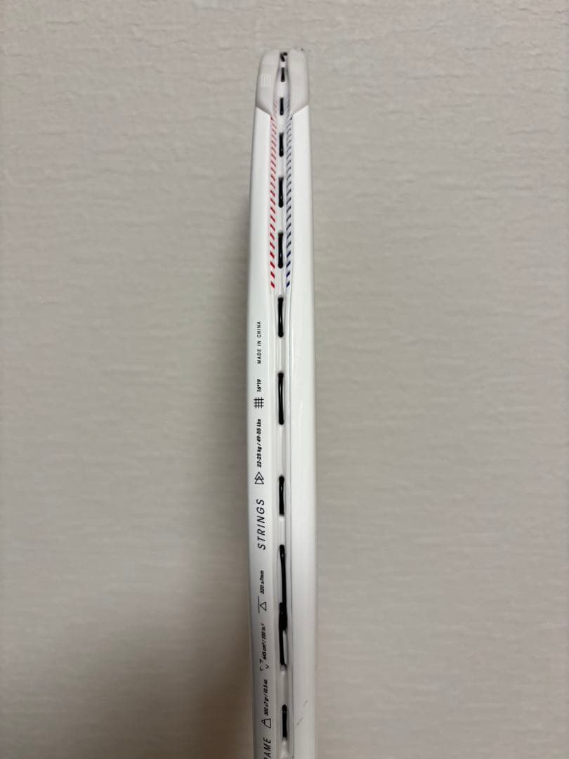 Tecnifibre T-FIGHT 300g テニスラケット