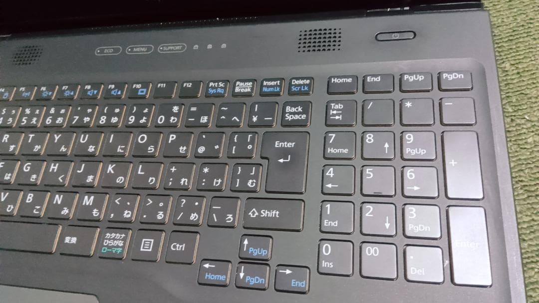 富士通FMV LIFEBOOK AH77/Sタッチパネルoffice付SSD