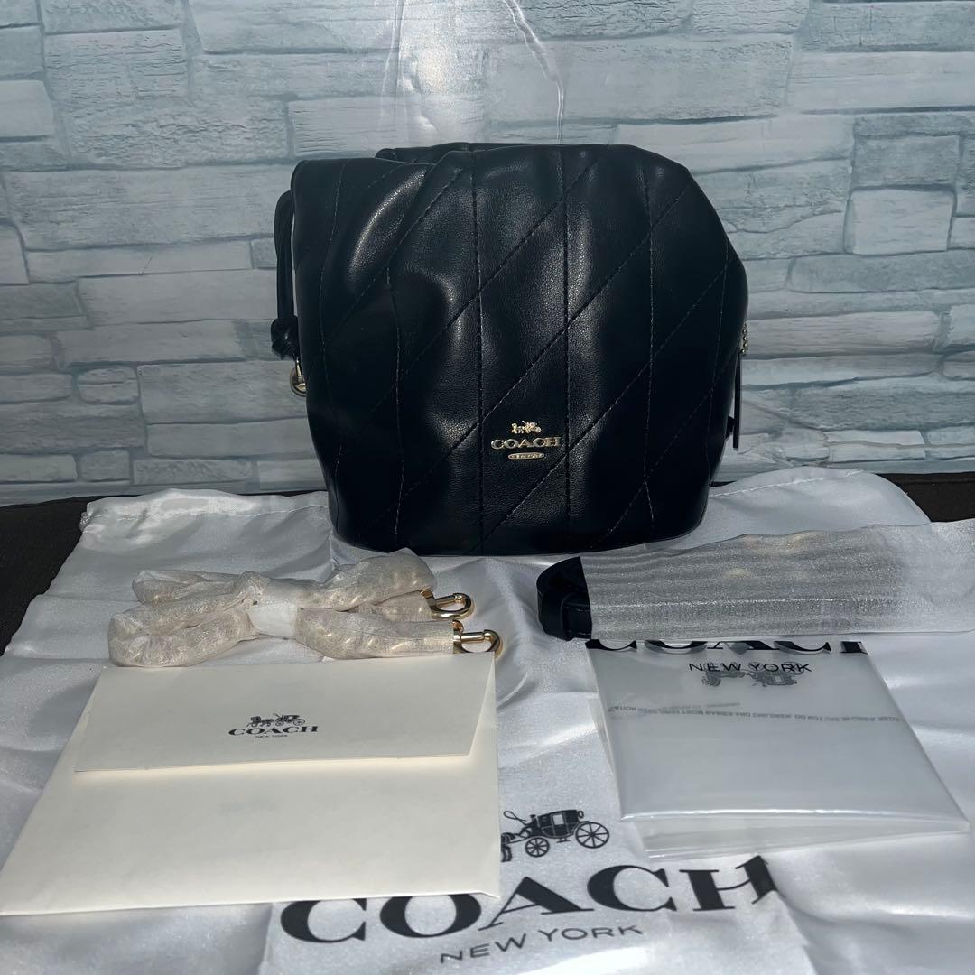 ★新品未使用★COACH キルティング フェイ ミニ ドローストリング バッグ