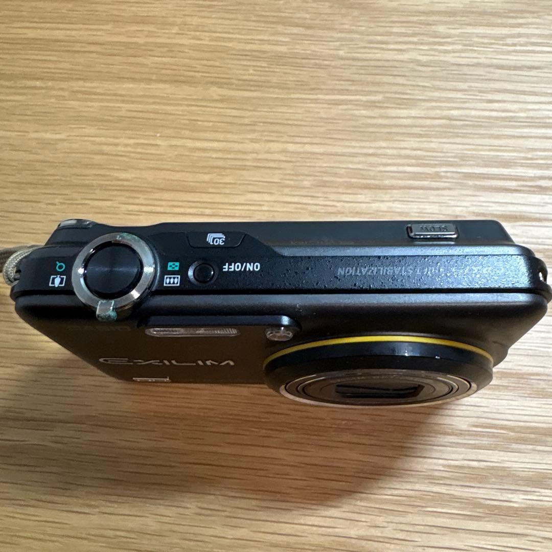 ☆箱付き☆デジカメ☆CASIO EX-FC100 #0342