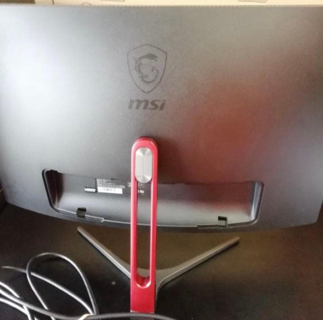 MSI Optix MAG24C 24インチ 曲面ディスプレイ 本体144hz