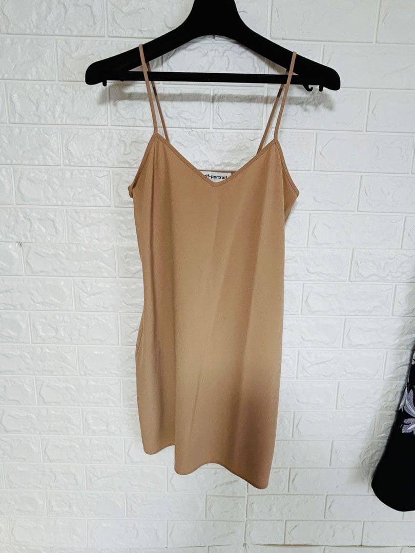 【最終価格】セルフポートレイトワンピース　ヴィヴィアンタム　シャンハイタン