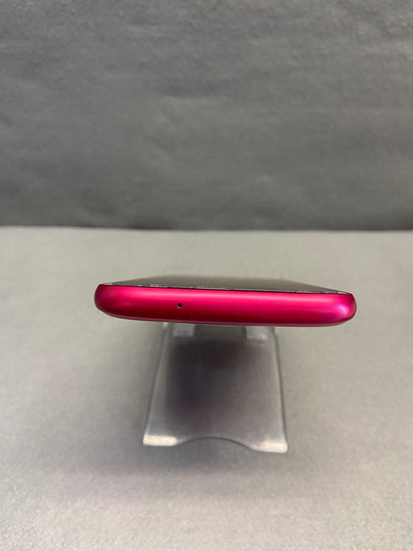 超美品 SIMフリー らくらくスマートフォン F-53E ピンク色