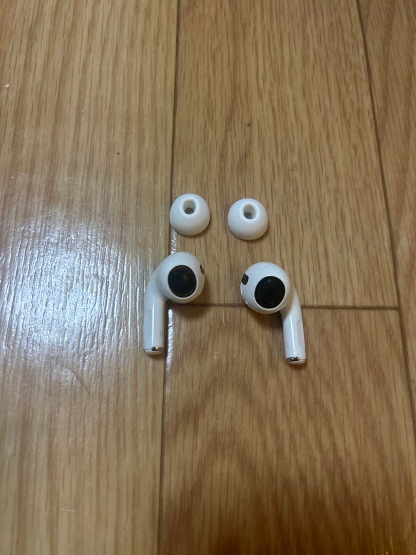 AirPods Pro 第1世代：MWP22J/A