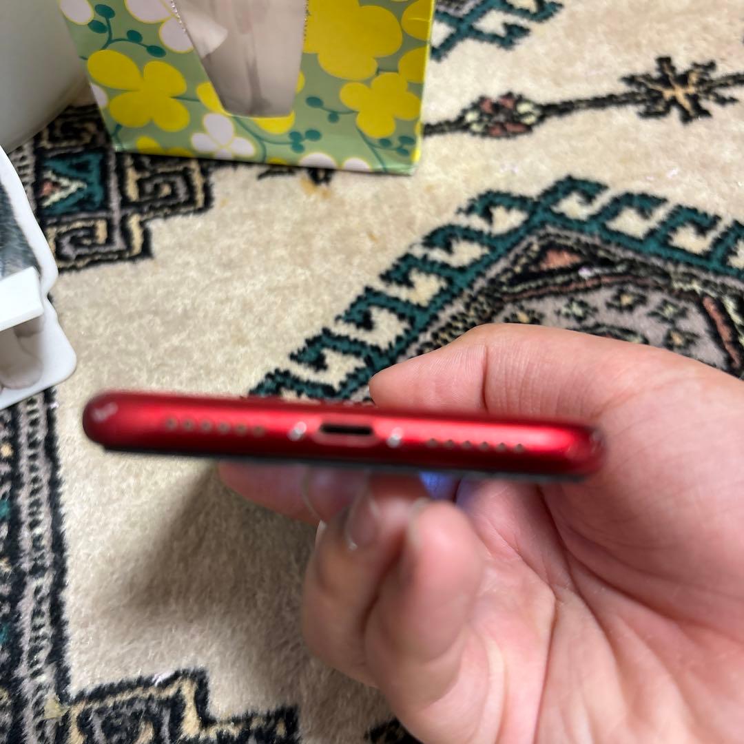 iPhone 11 Red 本体