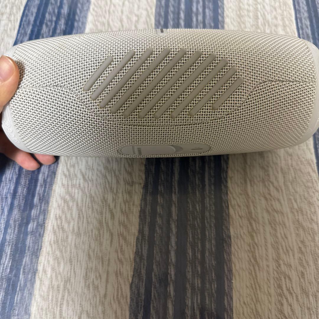 JBL Charge 5 スピーカー ホワイト