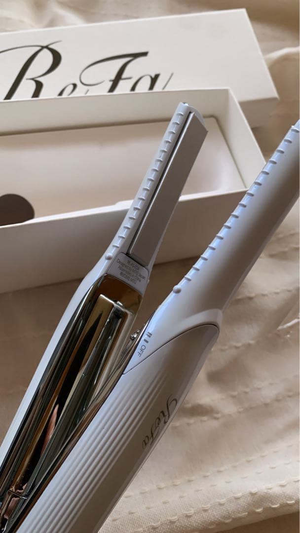 ReFa ストレートフィンガーヘアアイロン ホワイト ケース付き