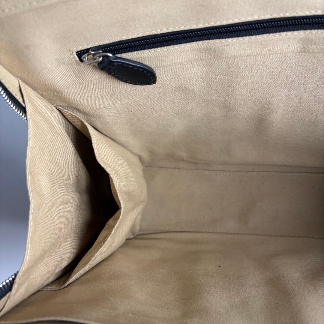 【美品】ウルティマトーキョー　ビジネスバック　ブリーフケース　A4可　レザー