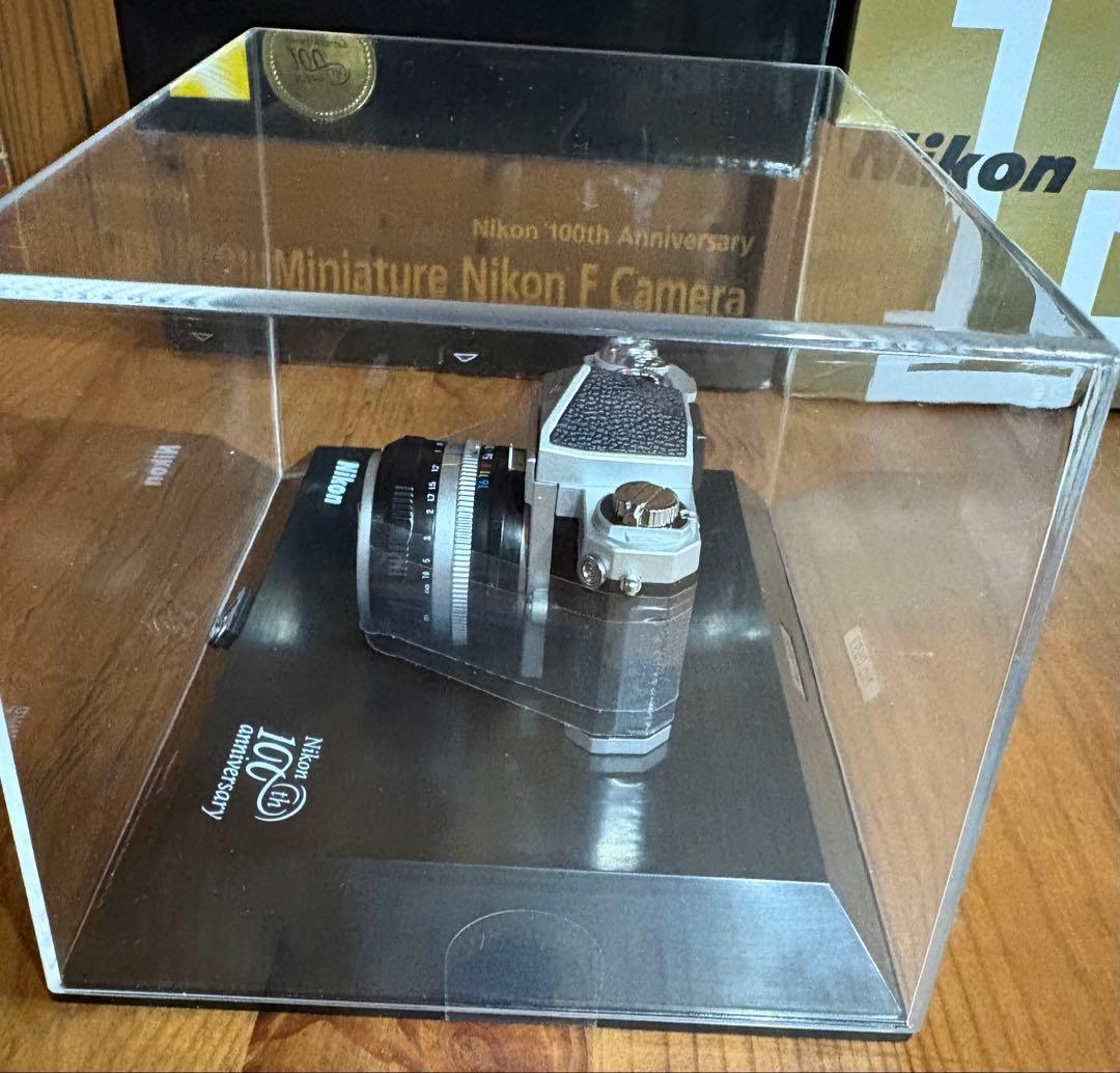 【未使用】Nikon 100周年記念 ニコンFミニチュアカメラ S=1/2