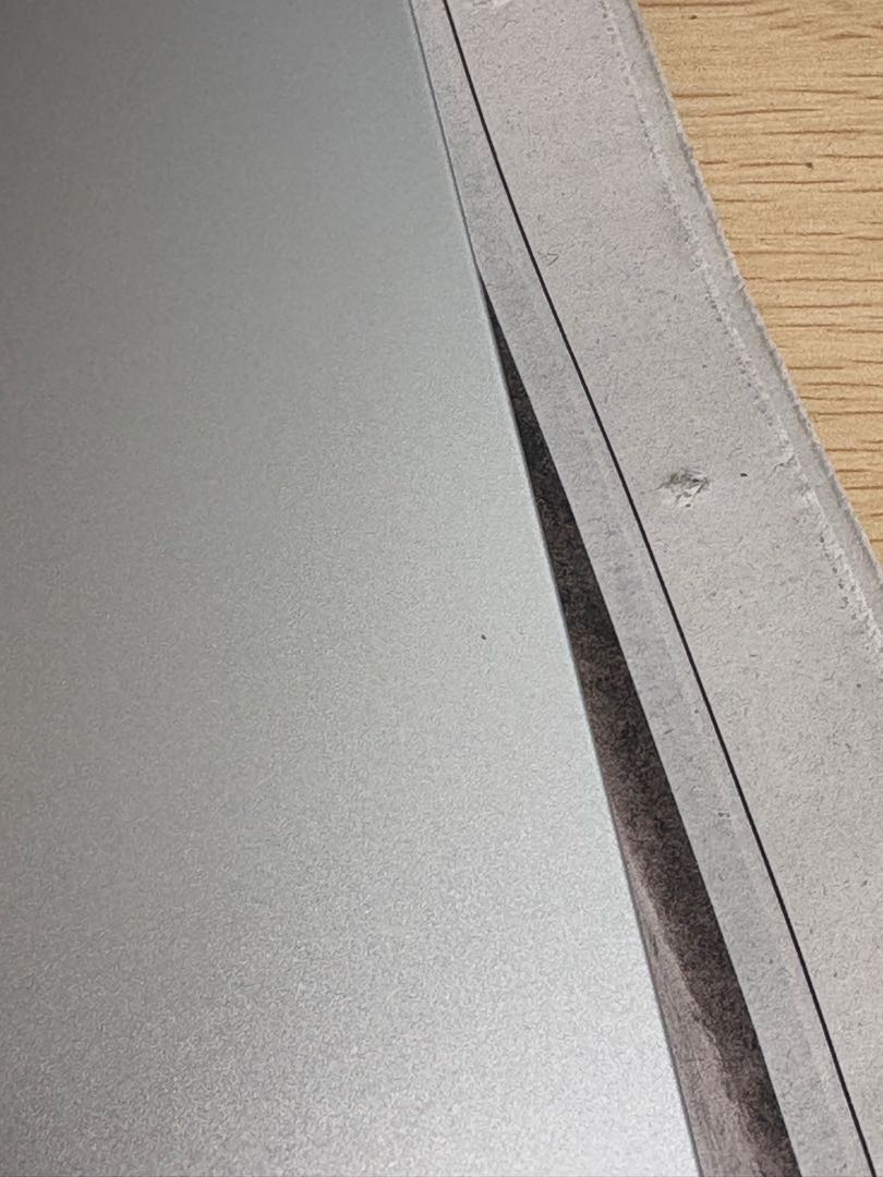 MacBook Air 13インチ 2022 M2 8GB 256GB