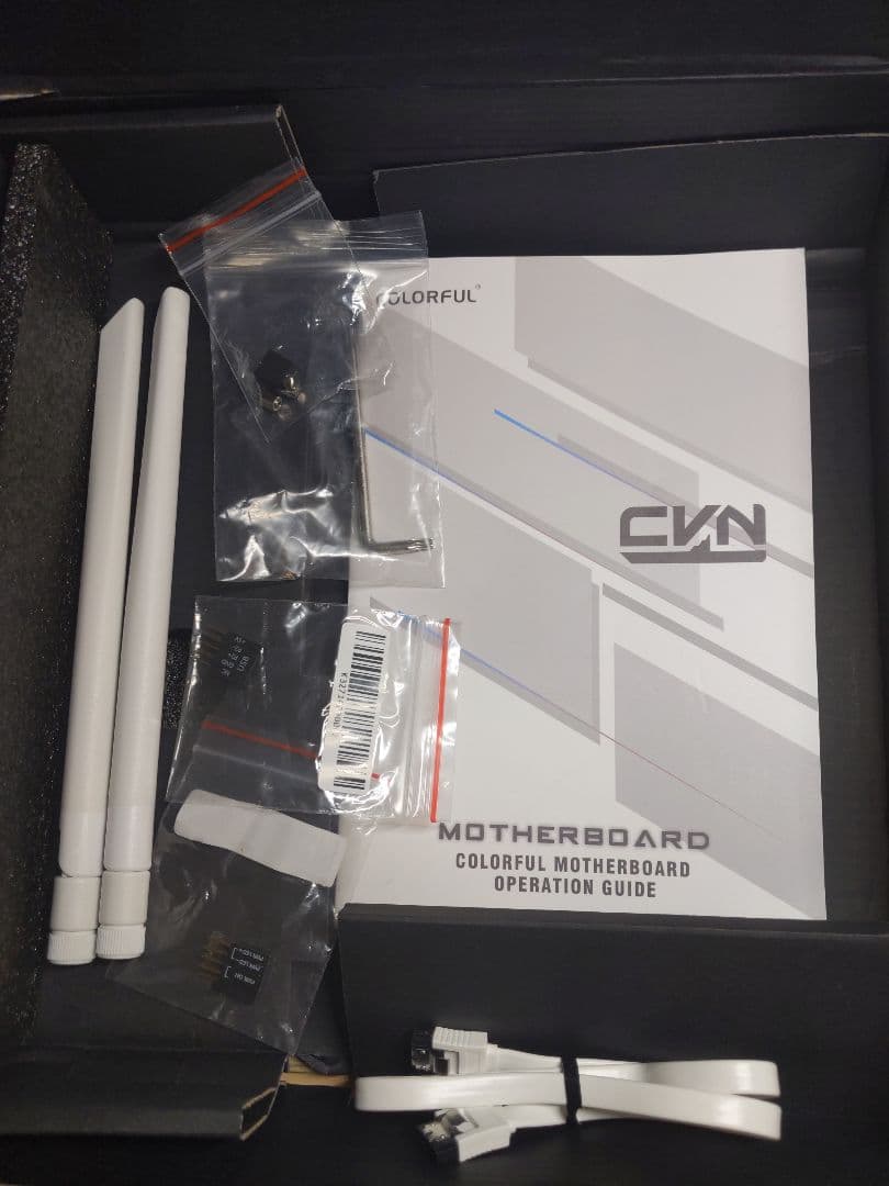 COLORFUL B650M GAMING FROZEN V14 本体