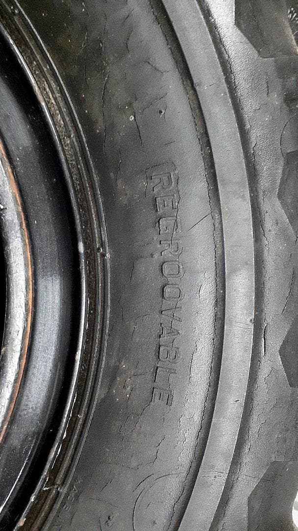 希少　鉄チン　リングホイール　ゲタタイヤ付き　ランドクルーザー70