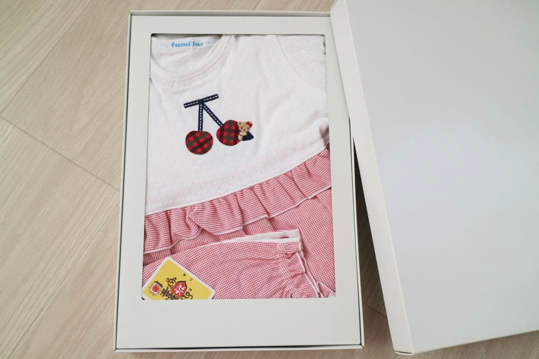 【箱付き・新品】familiar 半袖ロンパース