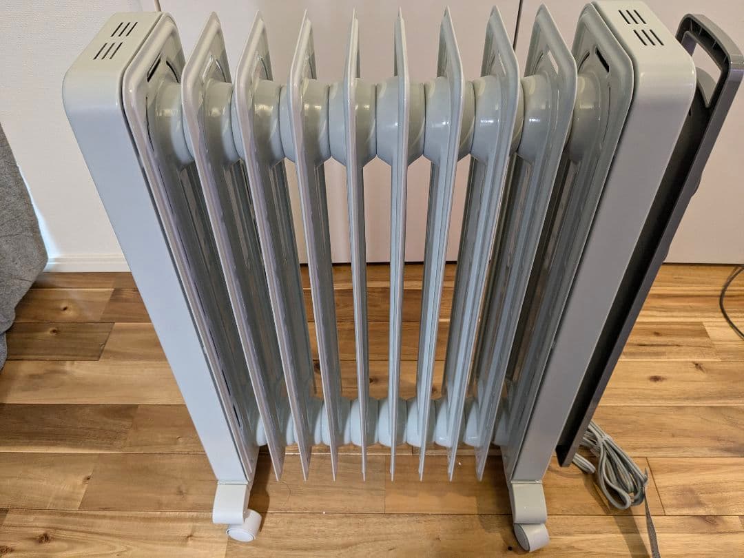 De'Longhi (デロンギ) オイルヒーター ヴェルティカルド