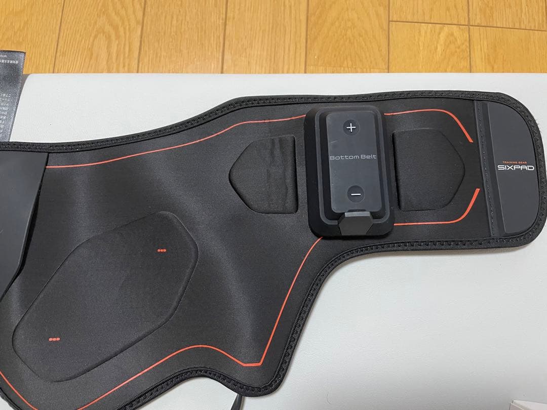 SIXPAD シックスパッド　ボトムベルト　Sサイズ
