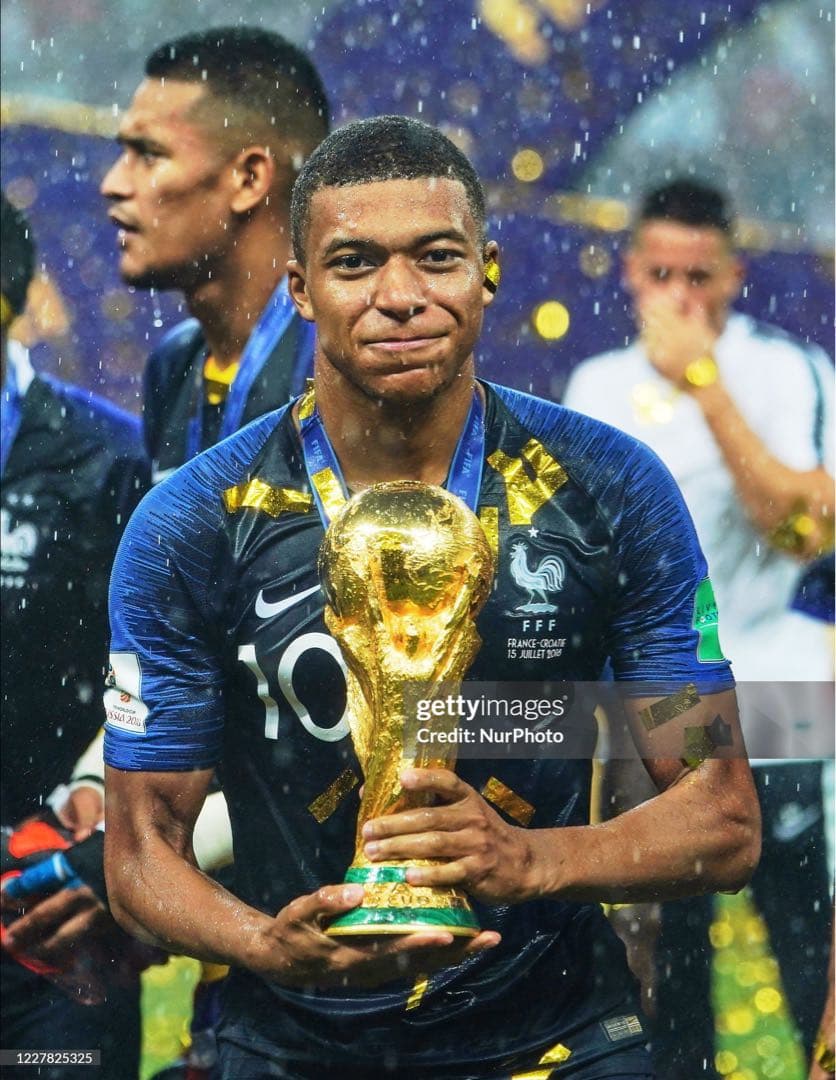 ムバッペ フランス代表 ホームユニフォーム 2018 ワールドカップ