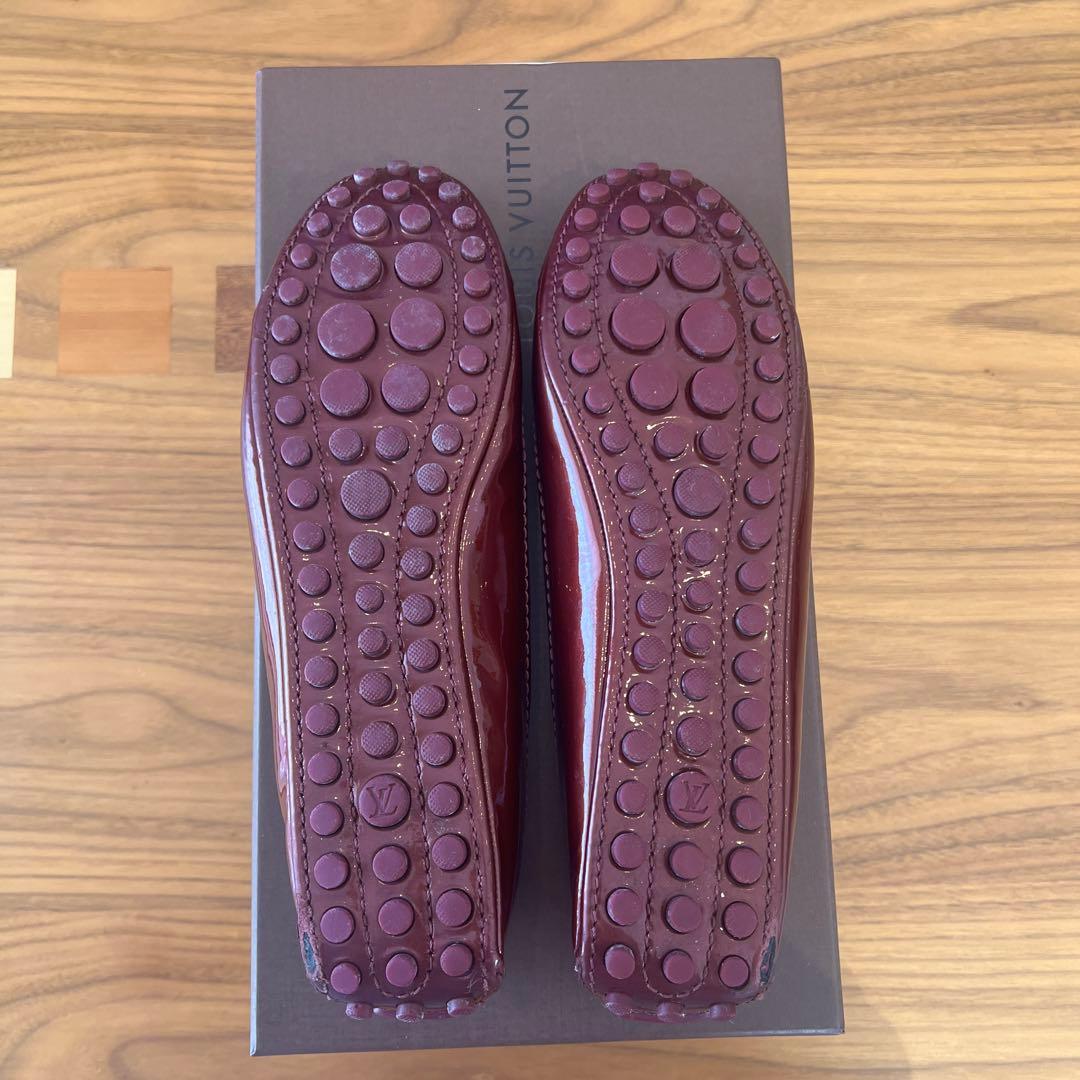 LOUIS VUITTON ワインレッド フラットシューズ