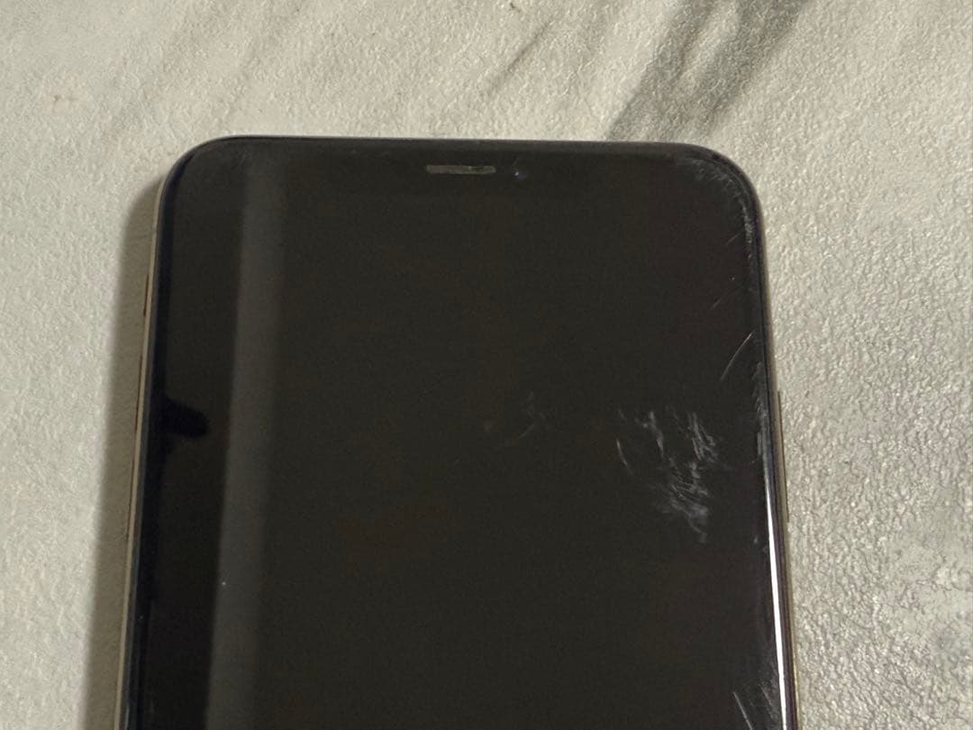 iPhone XSMax 256GB SIMロック解除済み SIMフリー