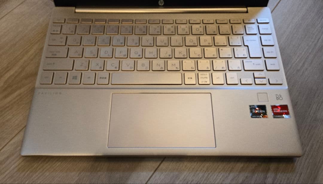 【バッテリ容量100％・美品】HP Pavilion Aero13-be0039