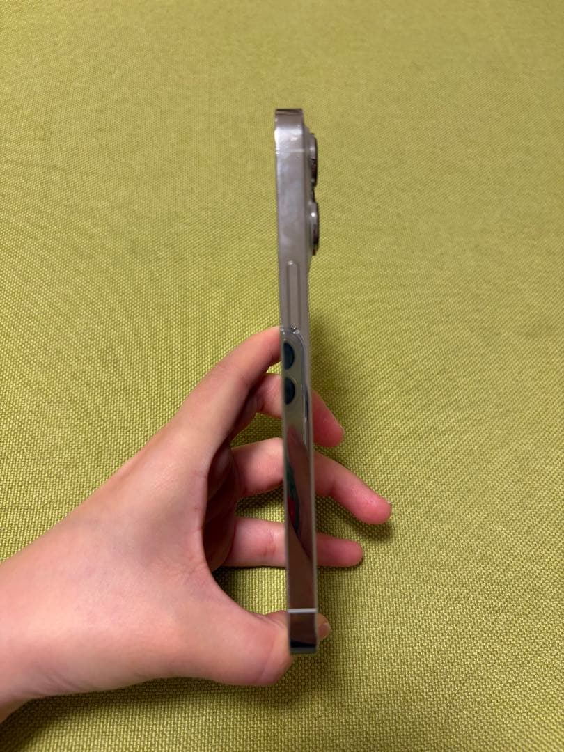 【傷なし美品】iPhone13 Pro 256GB　90% SIMフリー