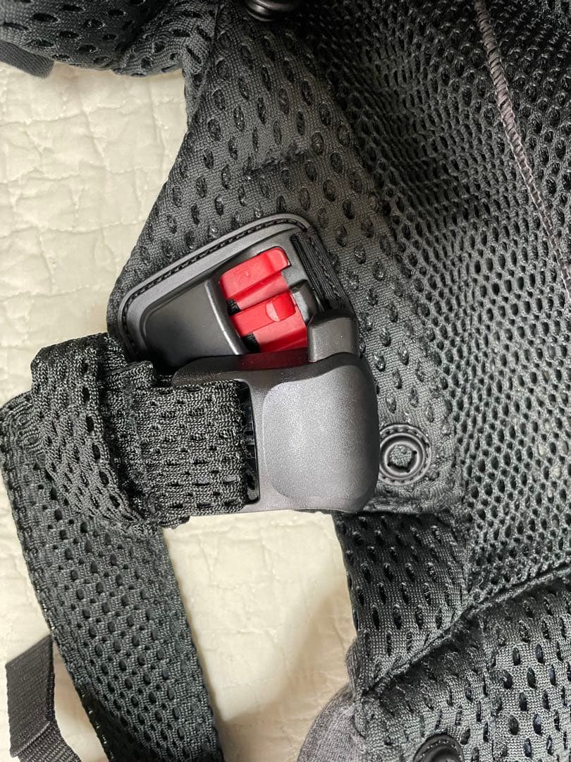 ベビービョルンキャリアハーモニー ブラック　ヨダレカバー付 総額約35,000円