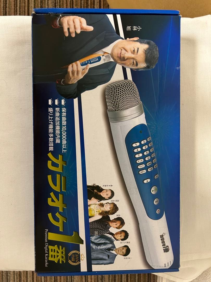 夢グループ　カラオケ一番　YKー300８　３００曲内蔵　サブマイク付き　送料無料