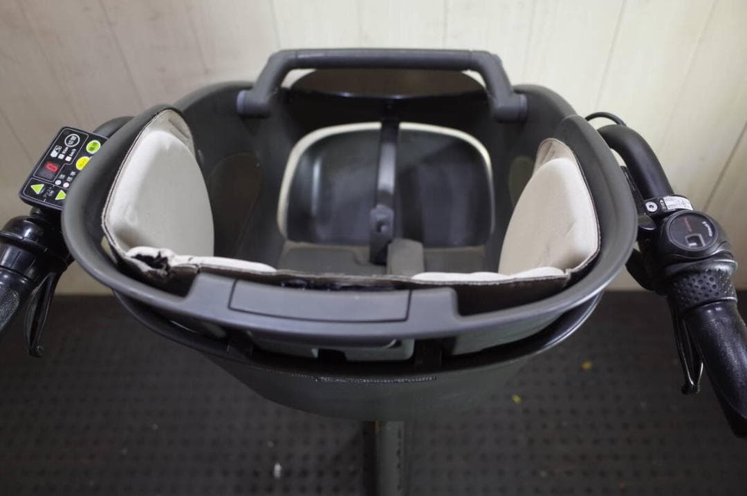 ブリヂストンbikke POLAR e 20型8.7AH 3段 充電器 GREY