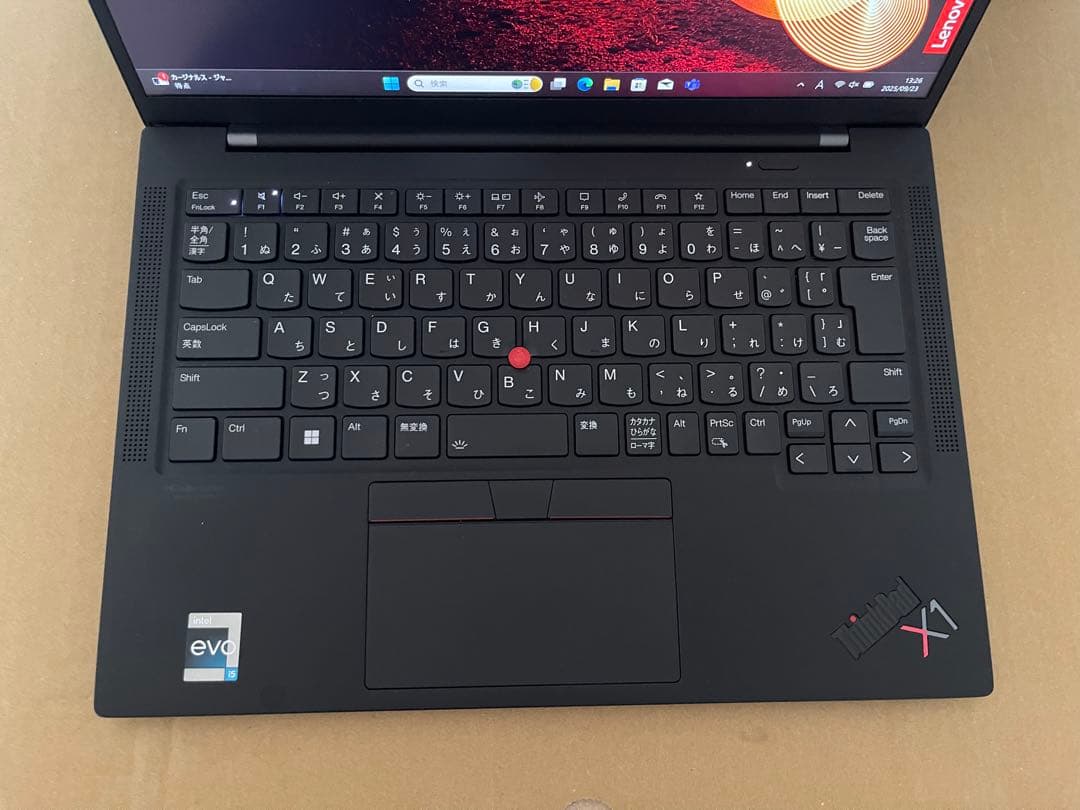ThinkPad X1 Carbon Gen10 12世代 i5 8GB 256