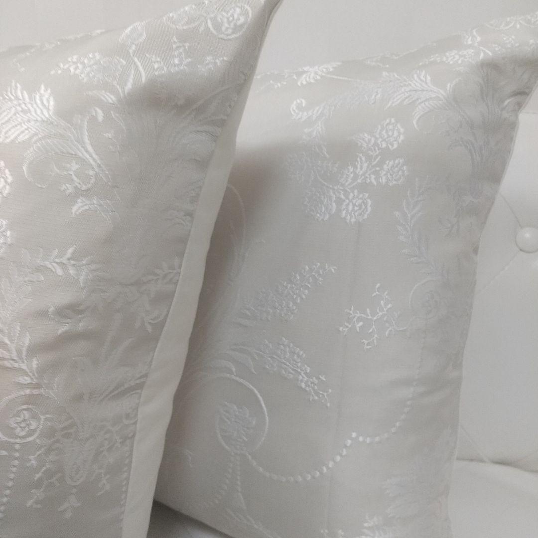 専用P様２枚ローラアシュレイ刺繍ジョゼッテゴールドベージュハンドメイドカバー