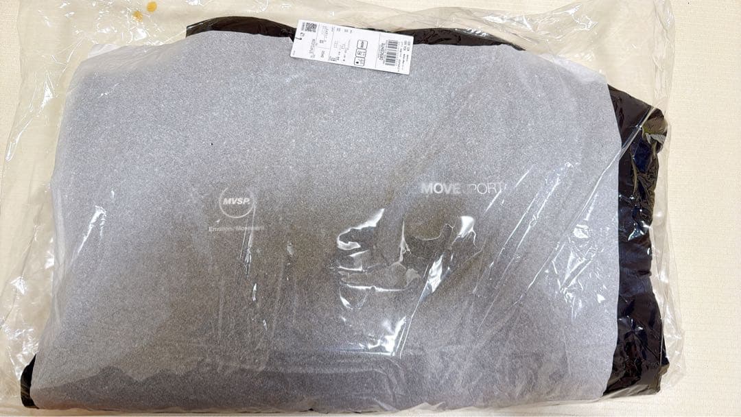 新品　MOVESPORT(ムーブスポーツ ナイロン ダウンジャケット デサント