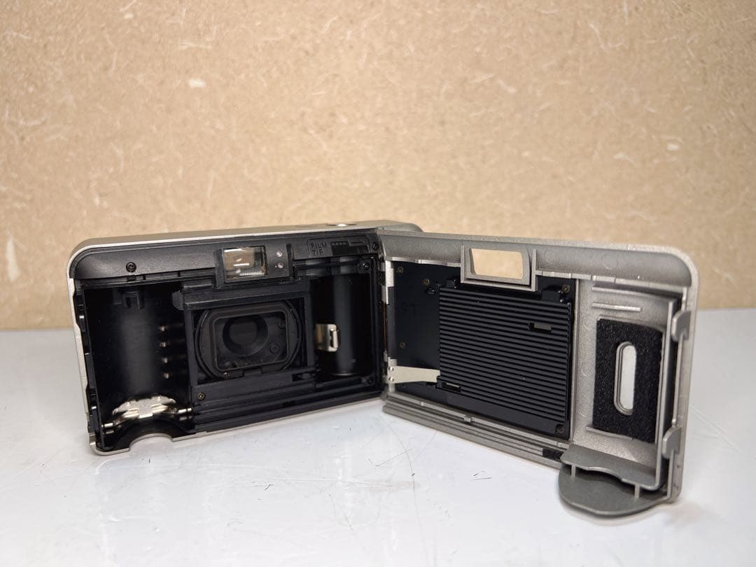 フィルムカメラ Konica Bigmini F コンパクトフィルム