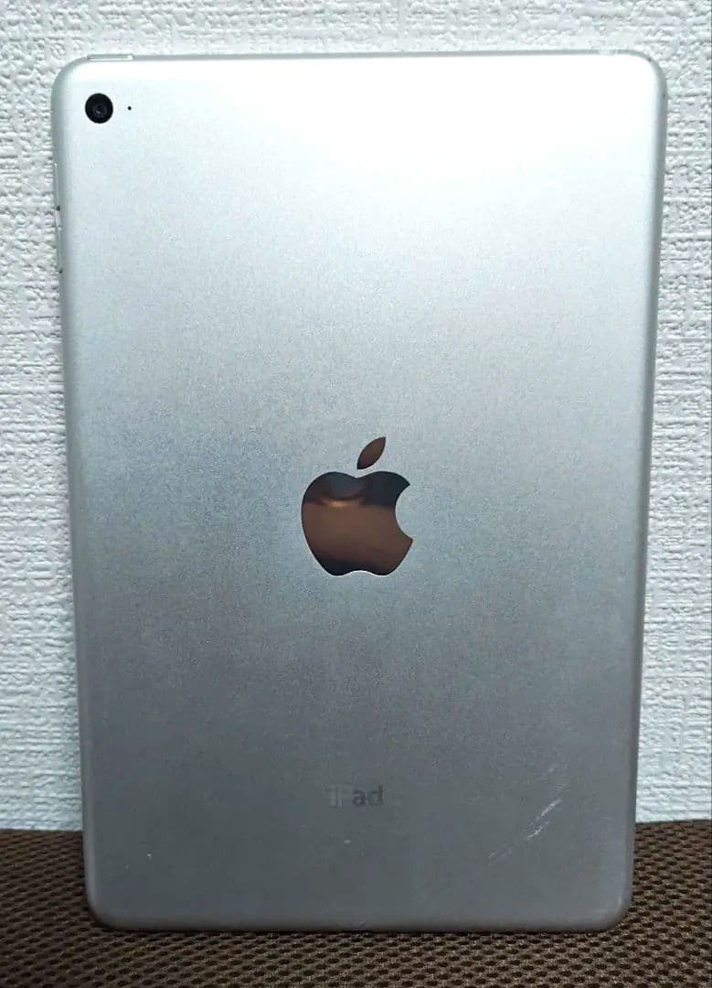 Apple iPad mini 4 64GB Wi-Fiモデル