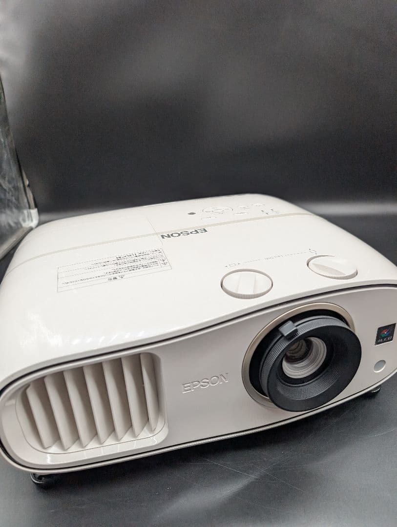 【美品】エプソン　EH-TW6600W 　プロジェクター　ワイヤレスモデル