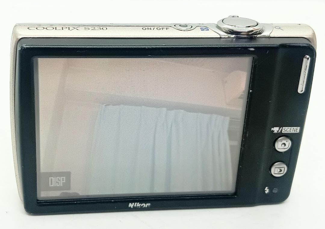 Nikon COOLPIX S230 デジタルカメラ Silver 充電器付き