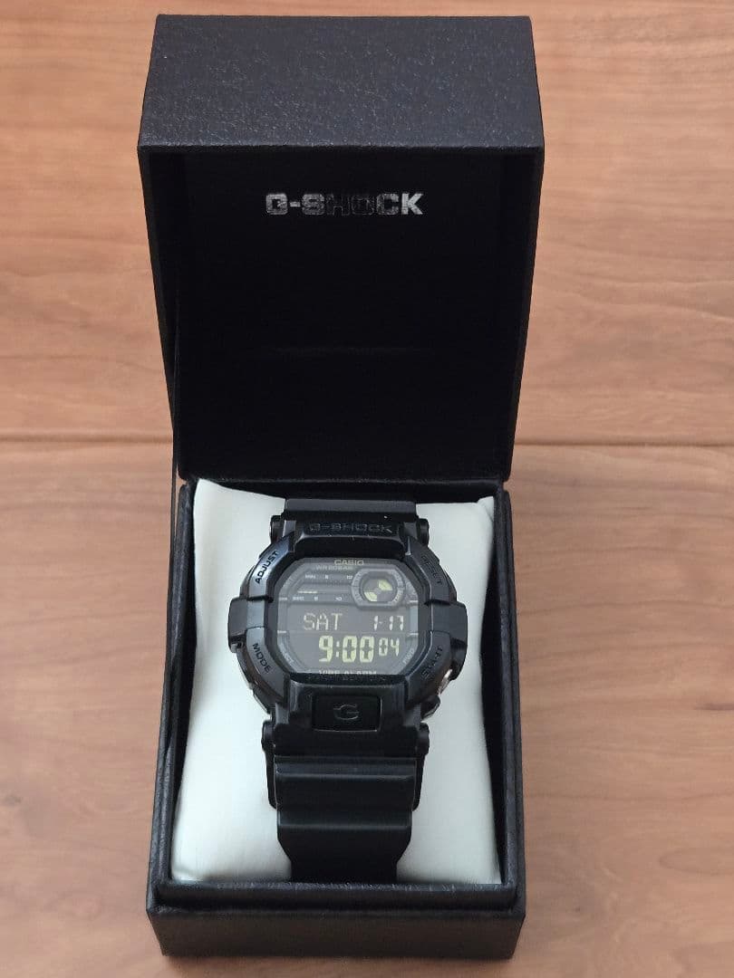 CASIO G-SHOCK GD-350 ブラック