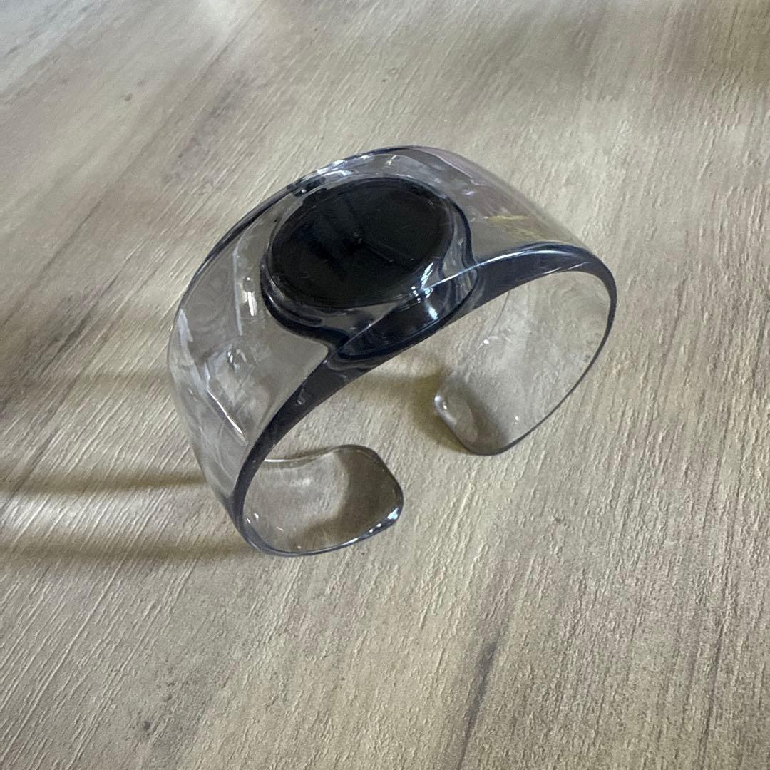 美品　ISSEY MIYAKE 腕時計 バングル