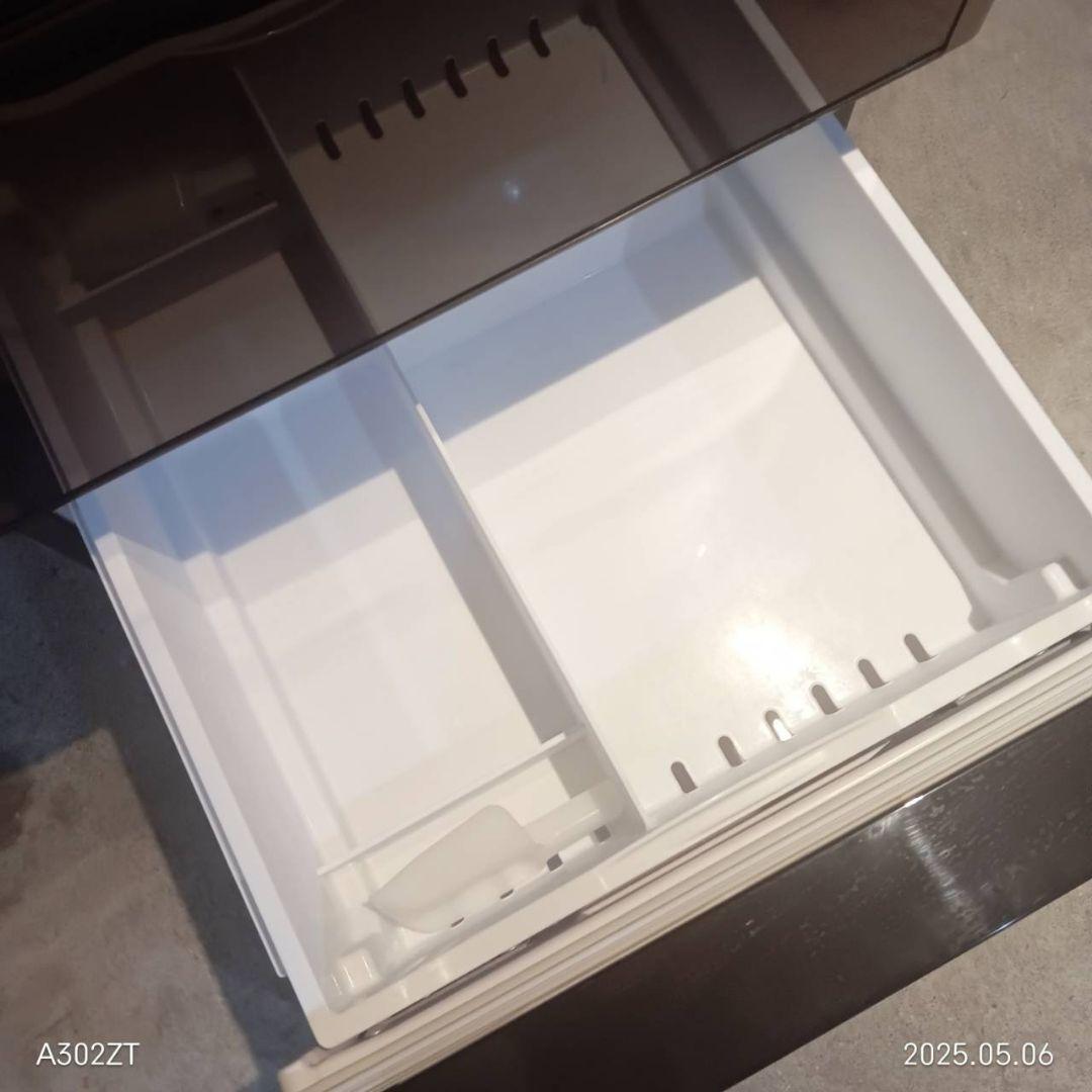 019　送料設置無料　神奈川限定配送　日立　大型冷蔵庫　315L