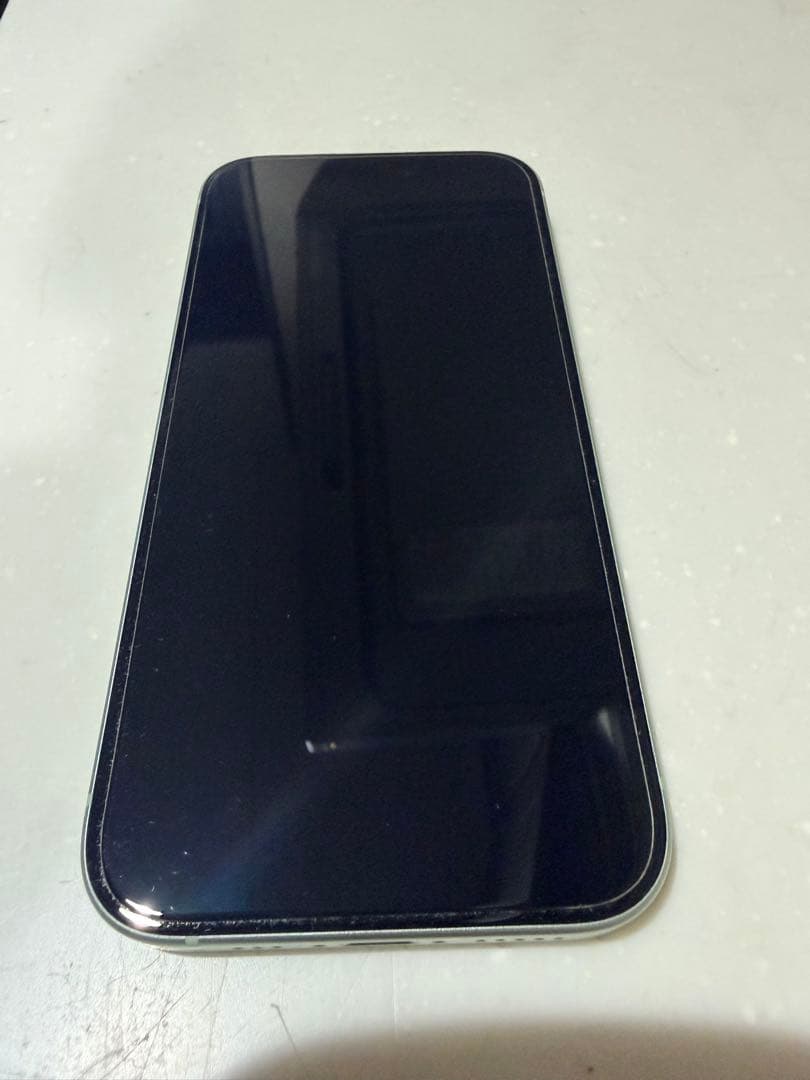 iPhone15 グリーン128GB バッテリー最大容量88%