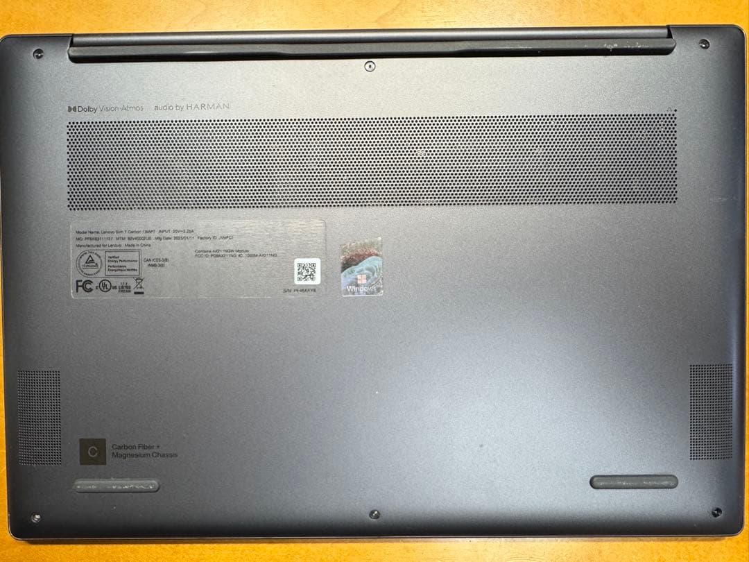 Windowsノート本体 Lenovo YogaSlim 7 i7-1260P/1TB/16GB/US