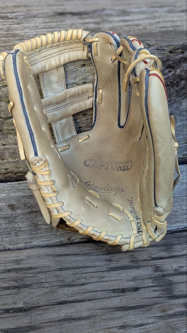 ローリングス内野手用グラブ
