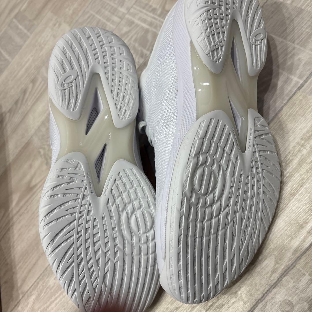 アシックス　バッシュ