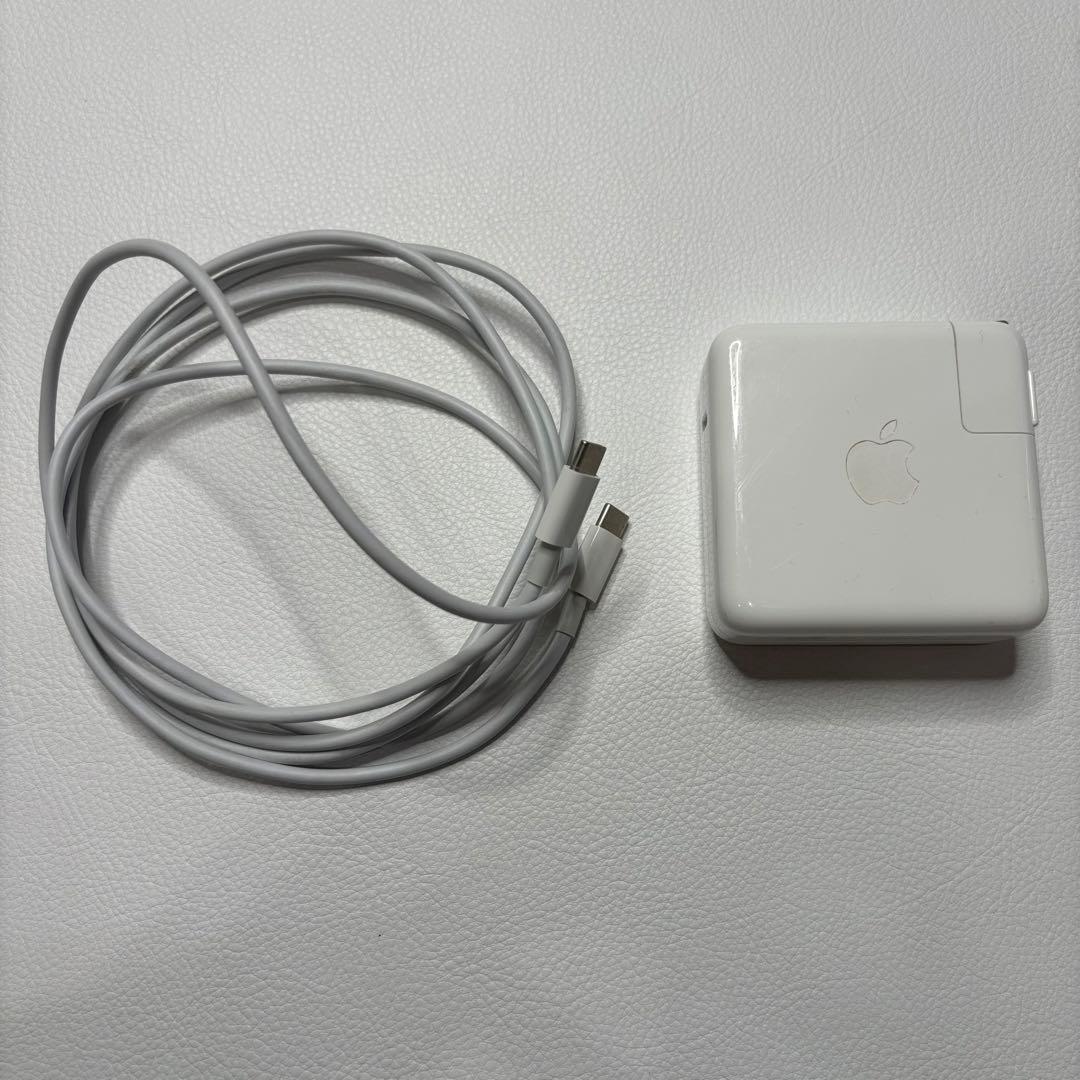 Macbook Pro メモリ16GB SSD512Gb 13インチ　シルバー