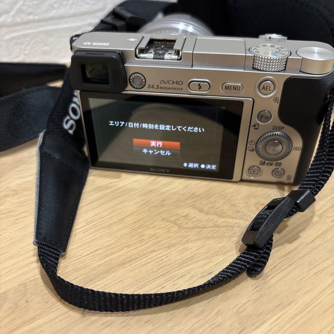 トコぺデイア ソニー　一眼レフ　ミラーレスカメラ　a6000 シルバー