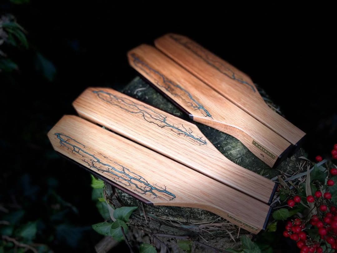 カーミットチェア　オーク　HIJIKAKERA