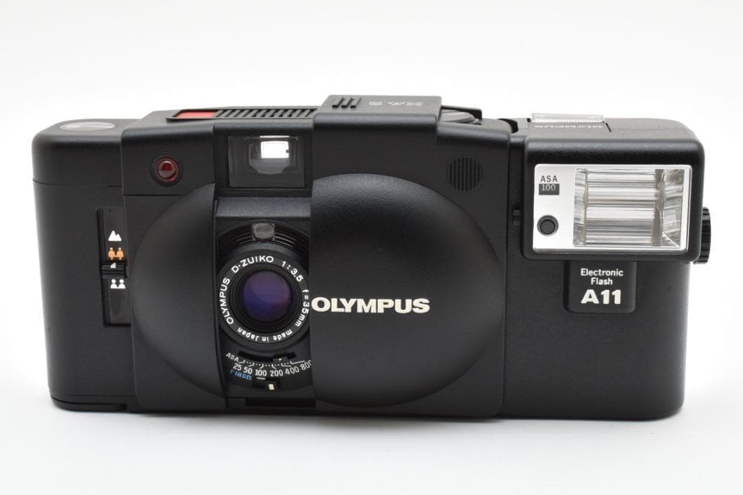 【Dhio Meydi Permana】OLYMPUS XA2 + A11
