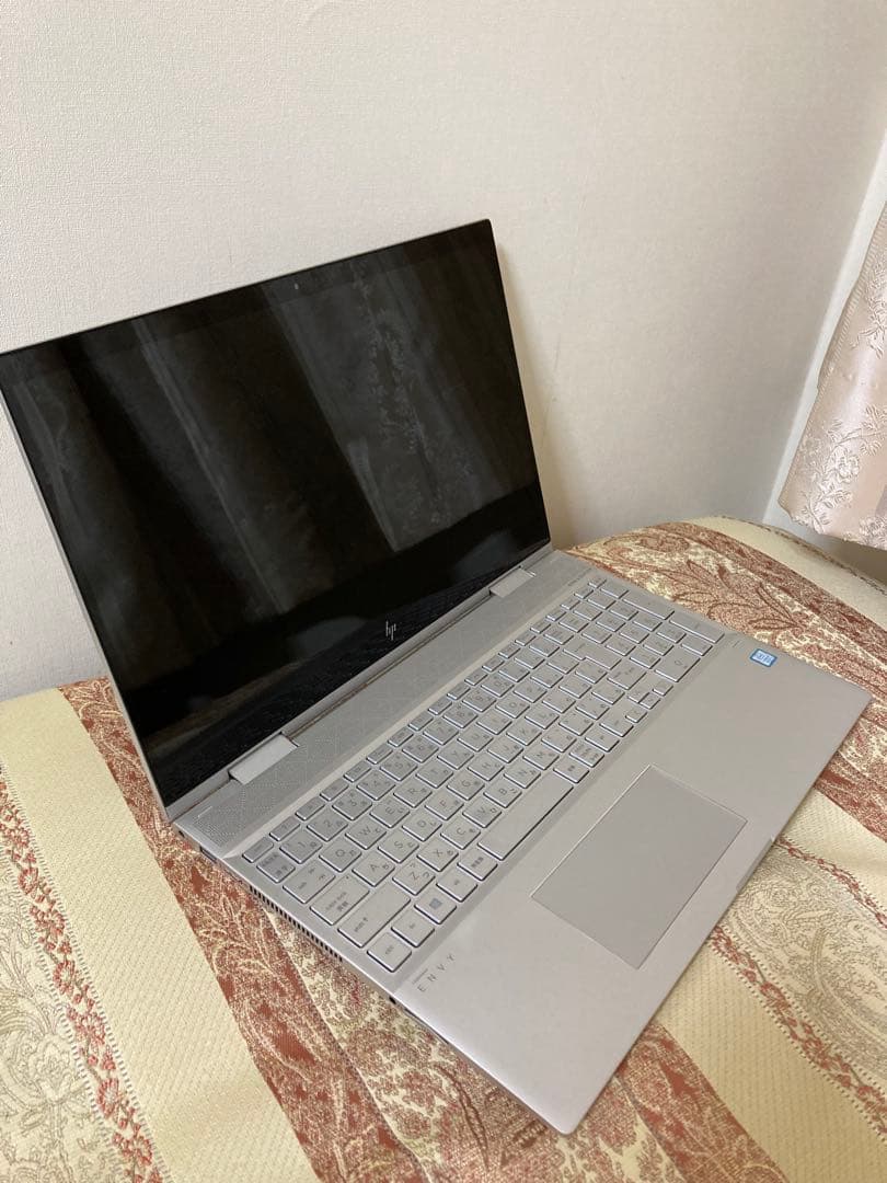 HP ENVYx360 15.6インチ i15-8265uCPU 　8GB