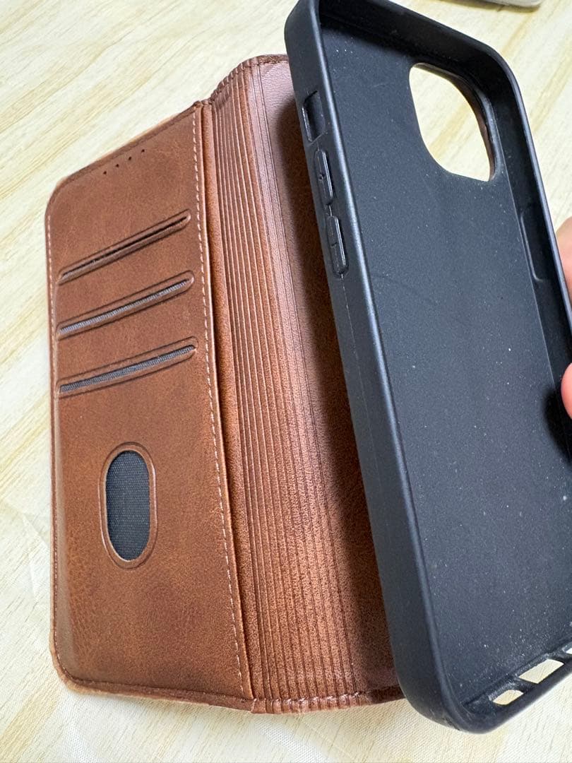 iPhone 14 128GB レザーケース付き