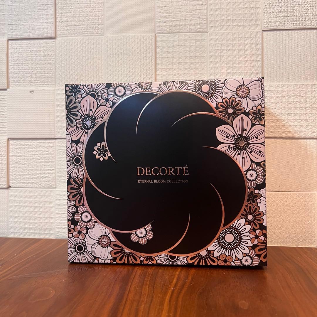 未開封★コスメデコルテ★エターナルブルームコレクション2025 クリスマスコフレ